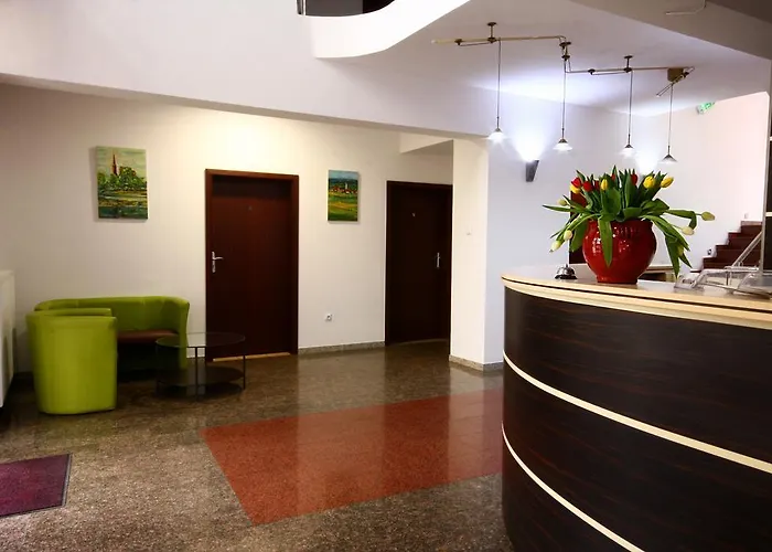 Pod Kasztanami Bed & Breakfast