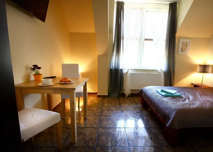 Pod Kasztanami Głogów